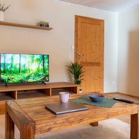 Gemuetliche Am Kochelsee Apartamento Schlehdorf